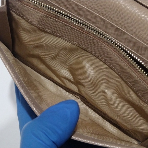 PRADA Wallet 7.5"x3.25" Tan Saffiano Leather Long Flap Snap Closure - Authentic - Picture 12 of 14